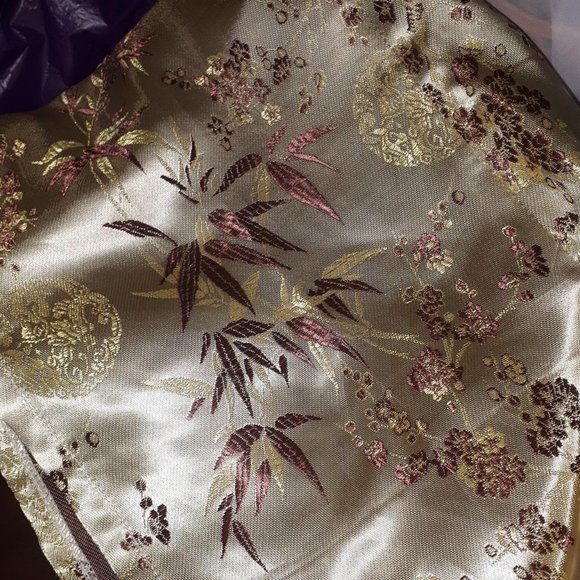 Black and Gold Chinese Dress - Picture 4 of 4